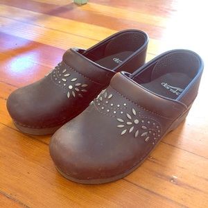 Dansko clogs new-never worn